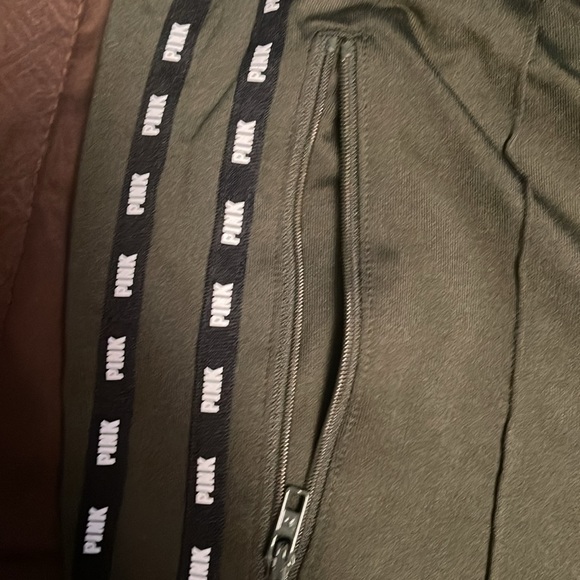 VS PINK joggers. - Picture 4 of 5